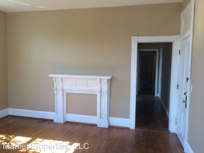 Building Photo - 209 Maple Ave