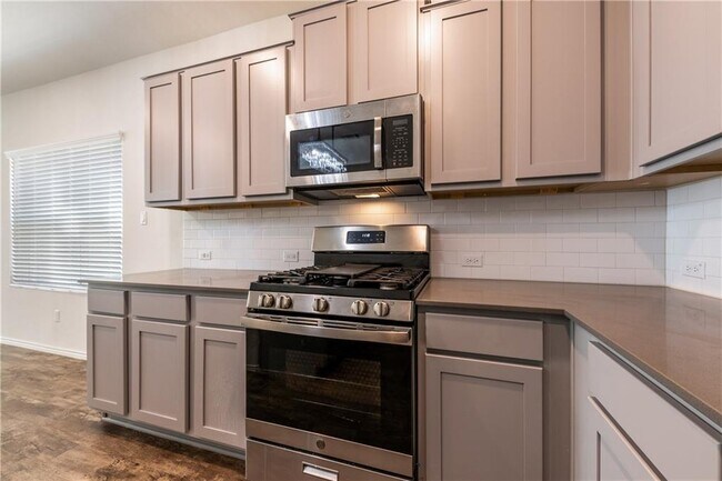 Foto del edificio - 1212 Nokota Bnd