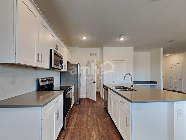Building Photo - 4841 Colossal Star Street