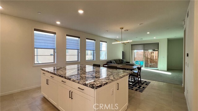 Building Photo - 173 Cadence
