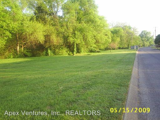 Building Photo - 116 Brooke Castle Dr