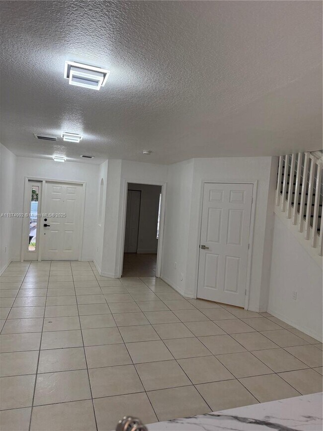 Foto del edificio - 13717 SW 171st Ln
