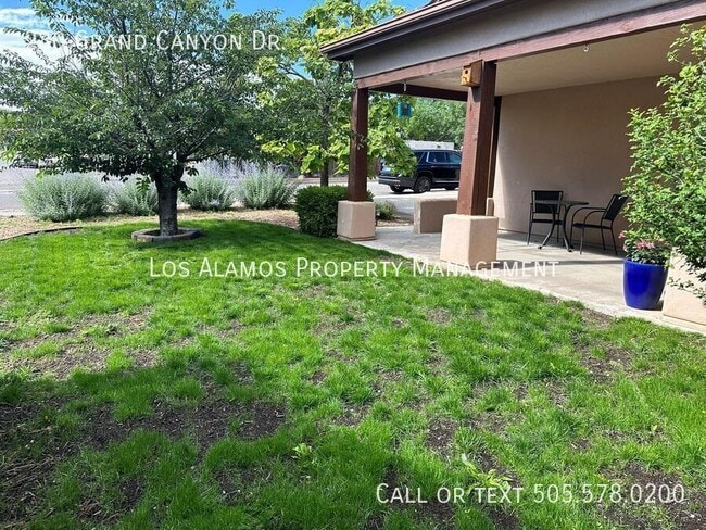 Foto del edificio - 280 Grand Canyon Dr