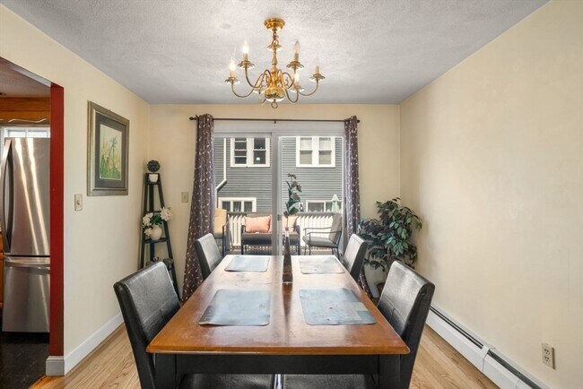 Building Photo - 42 Rockland Ave