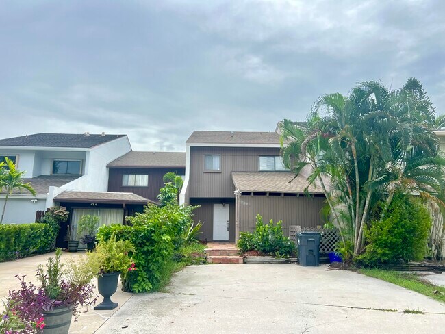Building Photo - 12398 Westhampton Cir