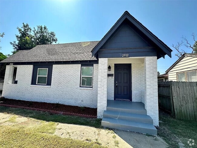 Building Photo - 2912 NW 20th St