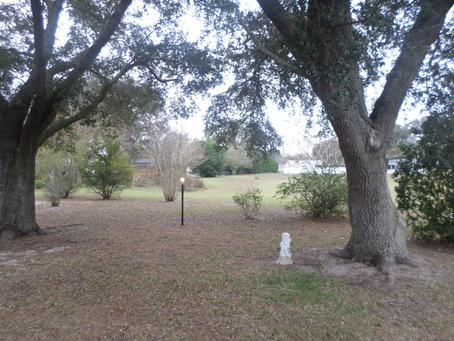 Building Photo - 6584 SW 60th Ct