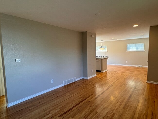 Building Photo - 3460 W Amherst Ave