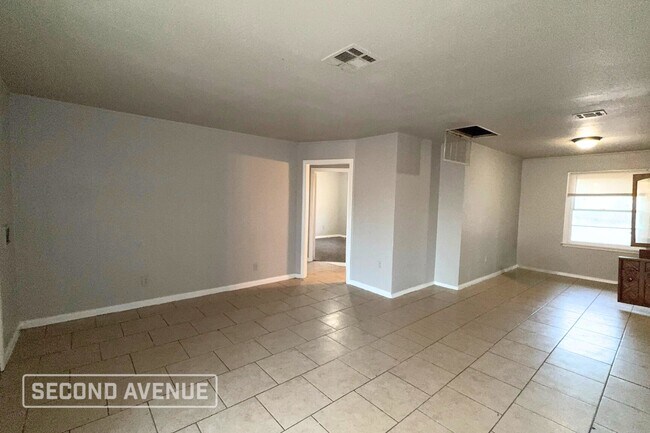 Foto del edificio - 1920 NE 29th St