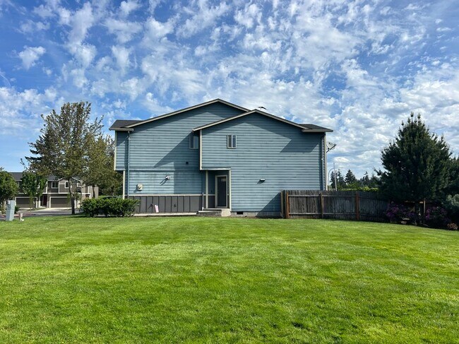 Foto del edificio - 845 NE 109th Ct