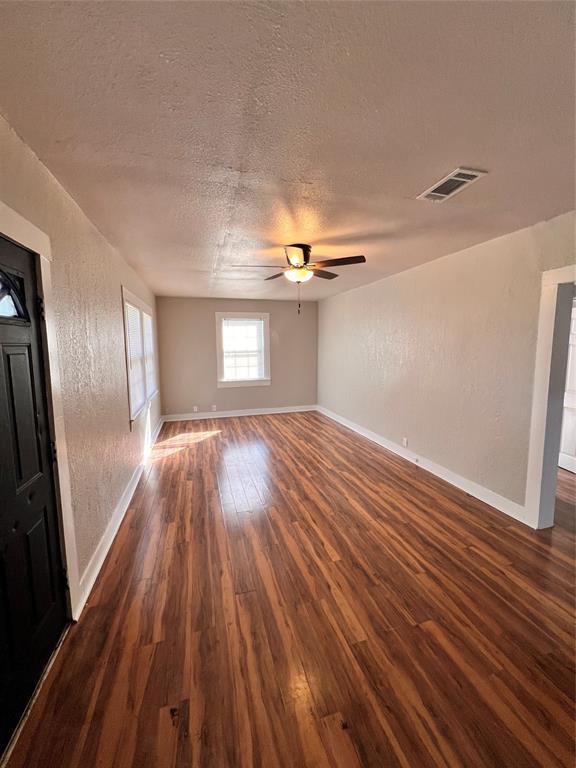 Building Photo - 2065 Lela St