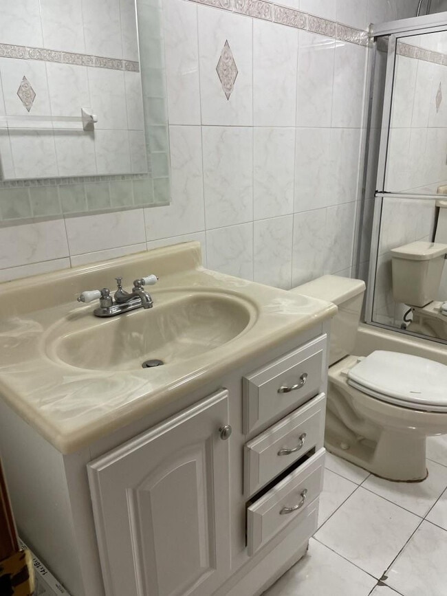 Foto del edificio - 10000 NW 80th Ct