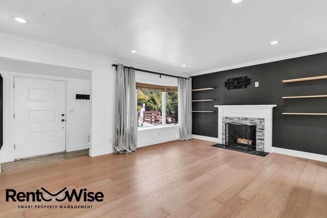 Building Photo - 16093 Selborne Dr