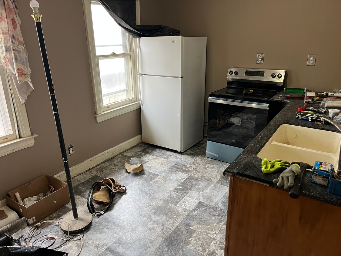 Foto del edificio - 1548 1/2 Lewis Street- Unit B