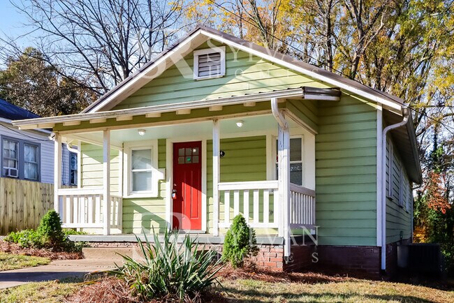 Foto del edificio - Lease today! No extra charge for contentment and relaxation!