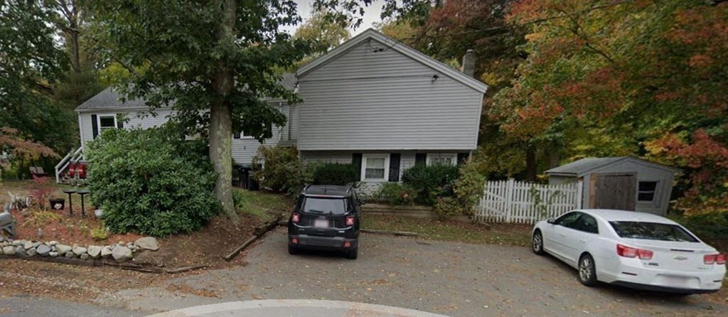 Primary Photo - 465 Laurel St