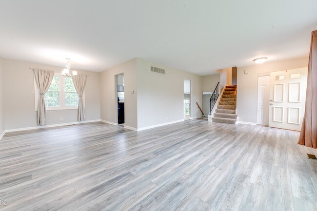 Foto del edificio - 5S735 Park Meadow Dr