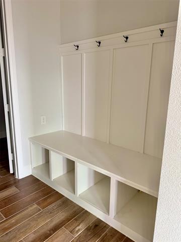 Foto del edificio - 2732 Acadia Mews