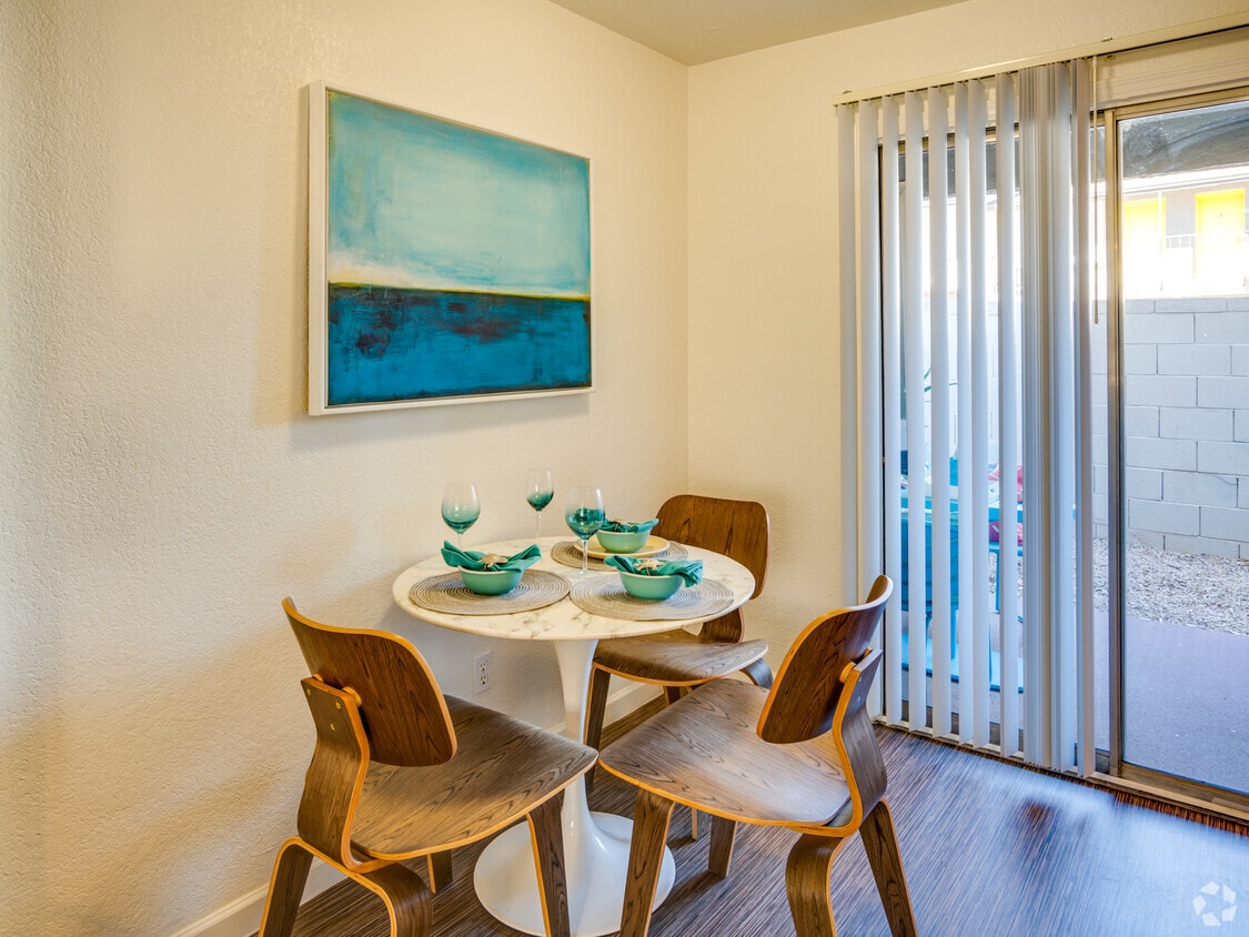 S&S☆PHOENIX Seventeen805 - 17805 N 40th St Phoenix, AZ 85032 | Apartments.com