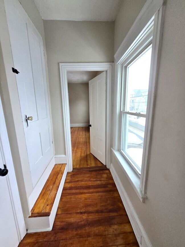 Foto del edificio - 89 Armistice Blvd