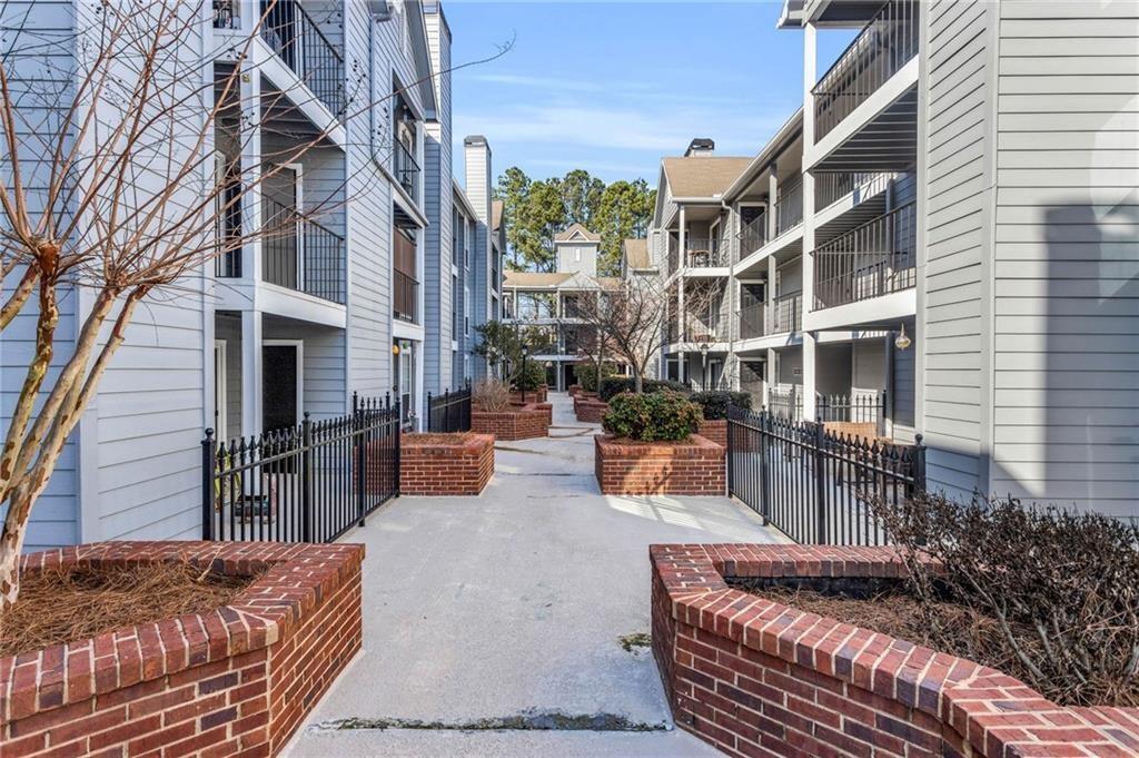 422 Granville Ct, Atlanta, GA 30328 Condo for Rent in Atlanta, GA