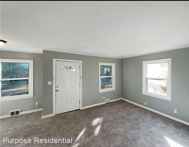 Foto del edificio - 2 br, 1 bath House - 7126 Highland Ave