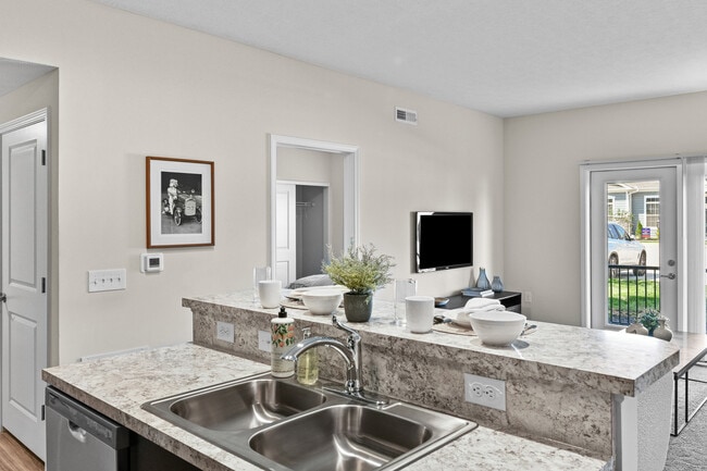 Building Photo - Carlton at Berkshire