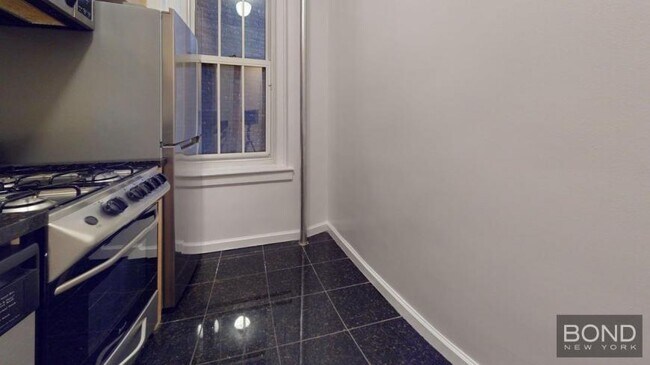 Building Photo - 0 bedroom in NEW YORK NY 10014