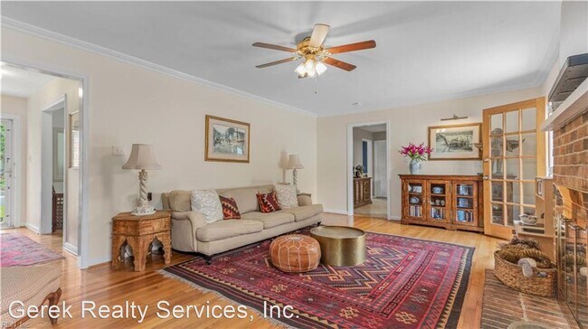 Foto del edificio - 913 W Ferry Plantation Rd
