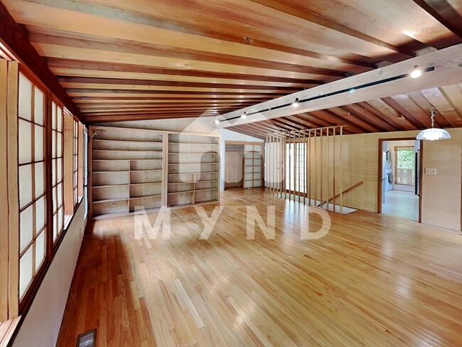Building Photo - 55 Tamalpais Rd