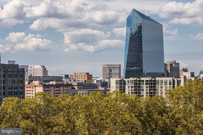 Building Photo - 1901 Callowhill St