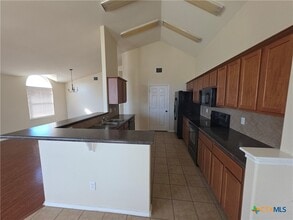 Building Photo - 2302 Griffin Dr