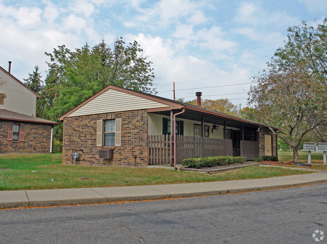 Primary Photo - Valleyview Village