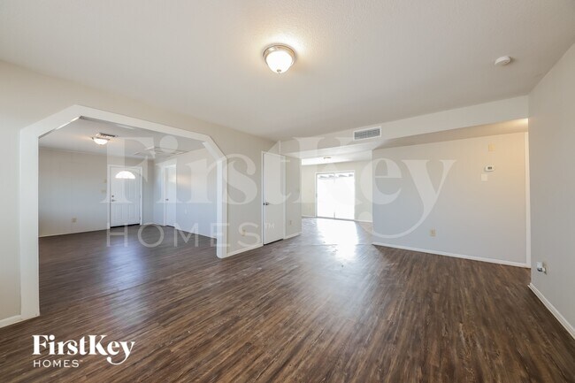 Foto del edificio - 7232 W Brown St