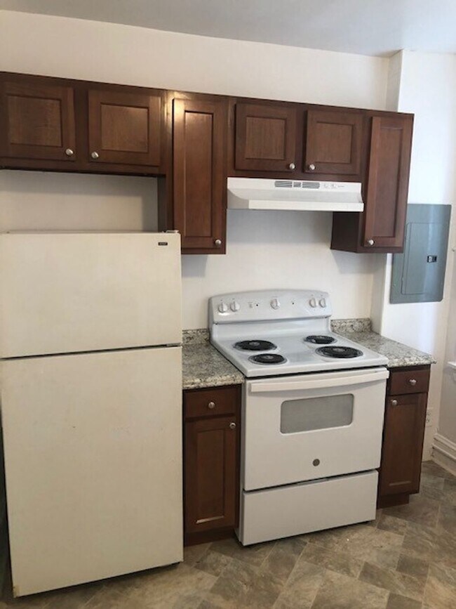Foto del edificio - 1247 E 13th Street