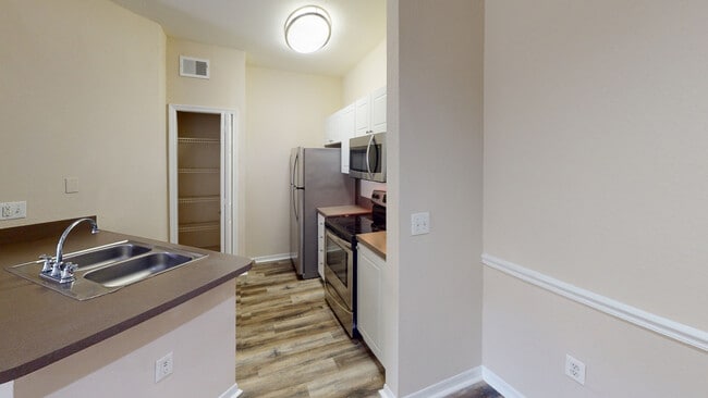 Interior Photo - Andover Place at Cross Creek