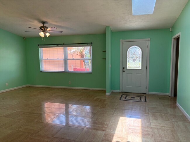 Foto del edificio - 2 Windermere Pl
