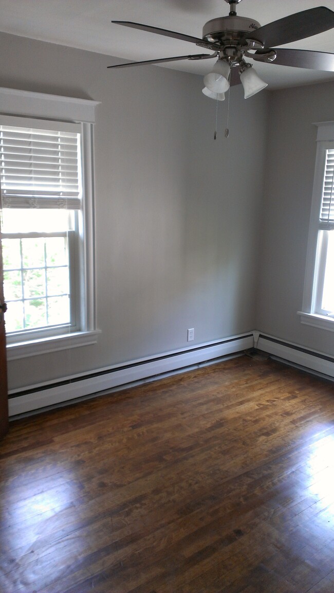 Foto del edificio - 3236 3rd Avenue South