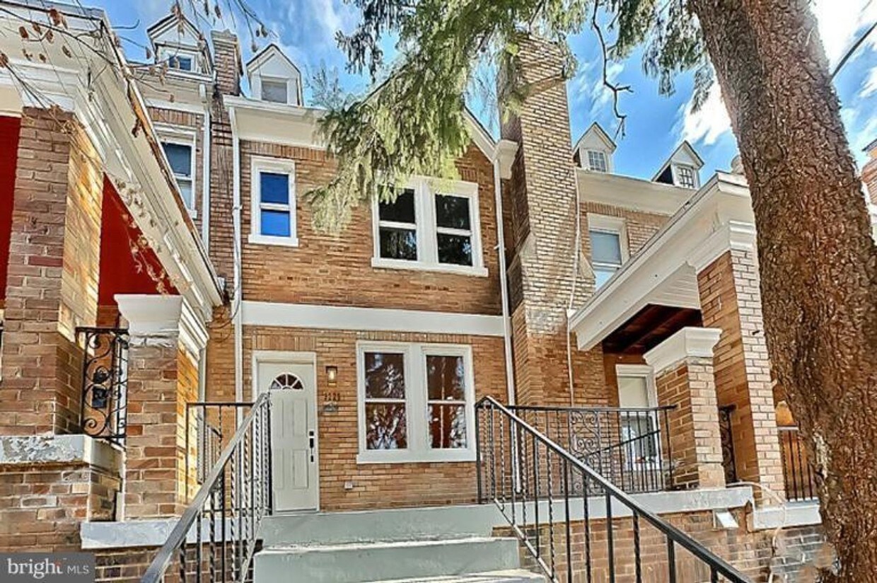 3225 Walbridge Pl NW Unit NW, Washington, DC 20010 Apartment for Rent