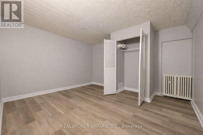 Photo du bâtiment - 480 Weller St