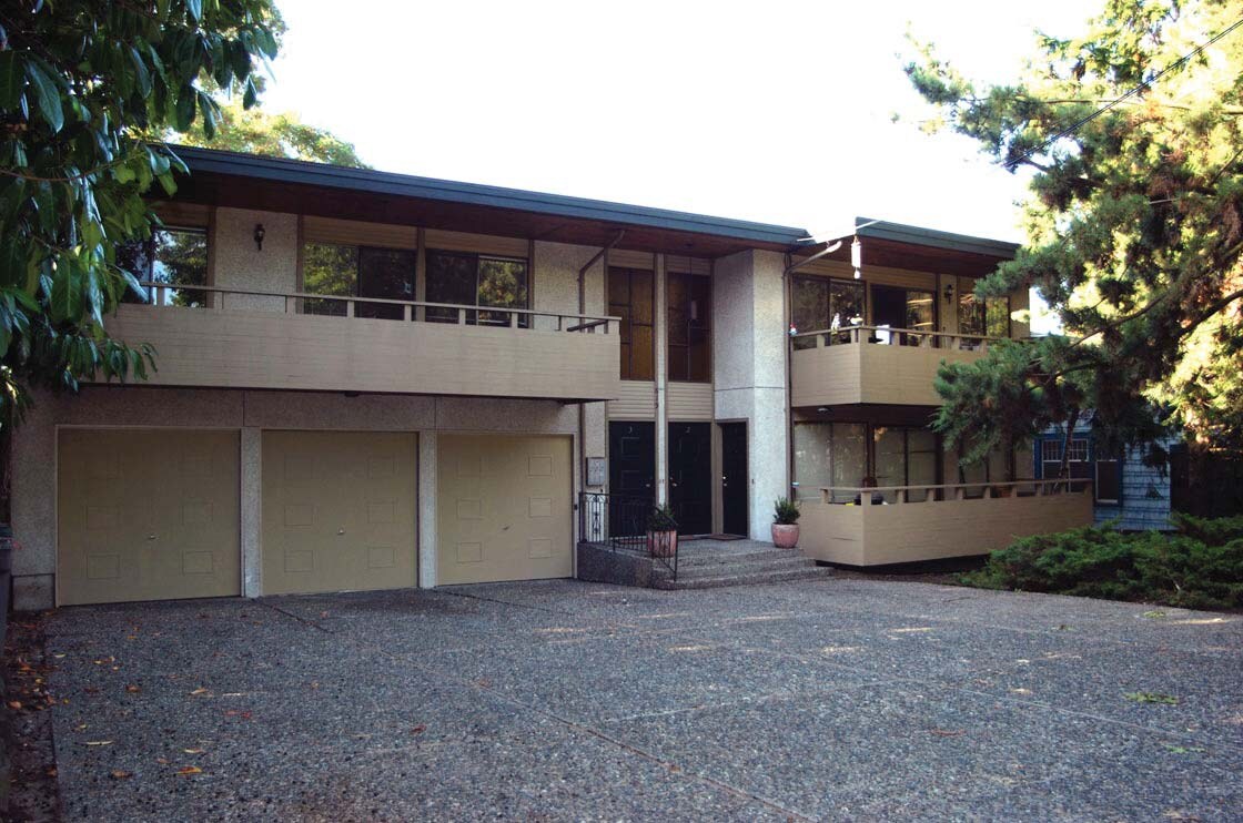 Primary Photo - Ballard Triplex
