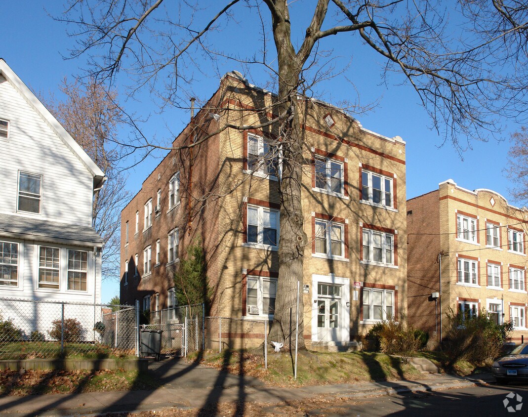 Building Photo - 70-72 Wilson St