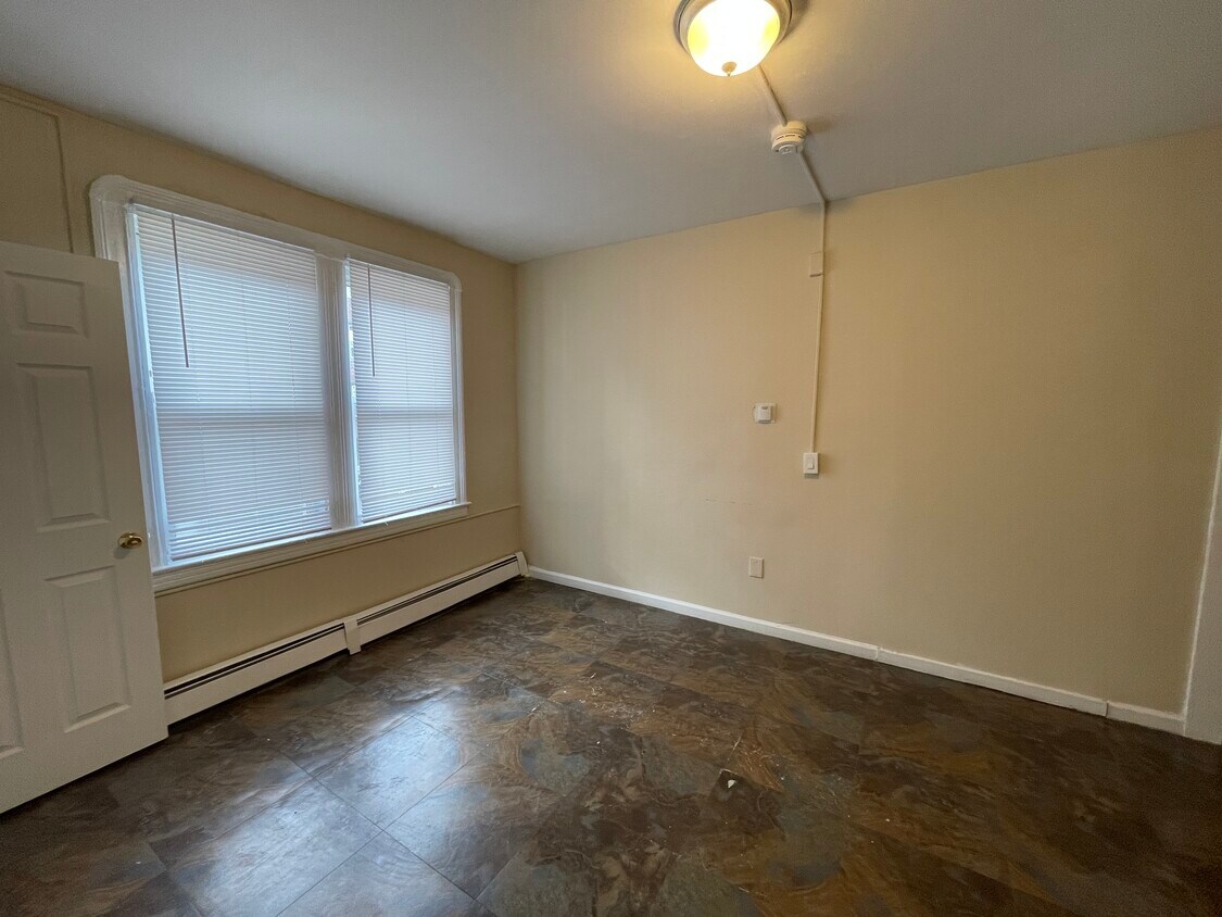 68 Madison Ave Unit S1, Hartford, CT 06106 Apartments in Hartford, CT