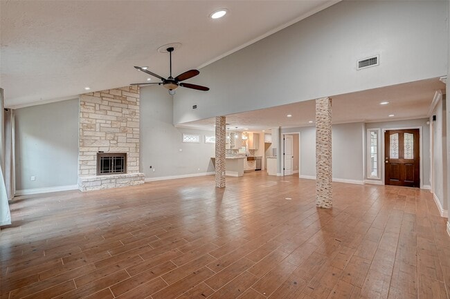 Building Photo - 4623 Birch Cove