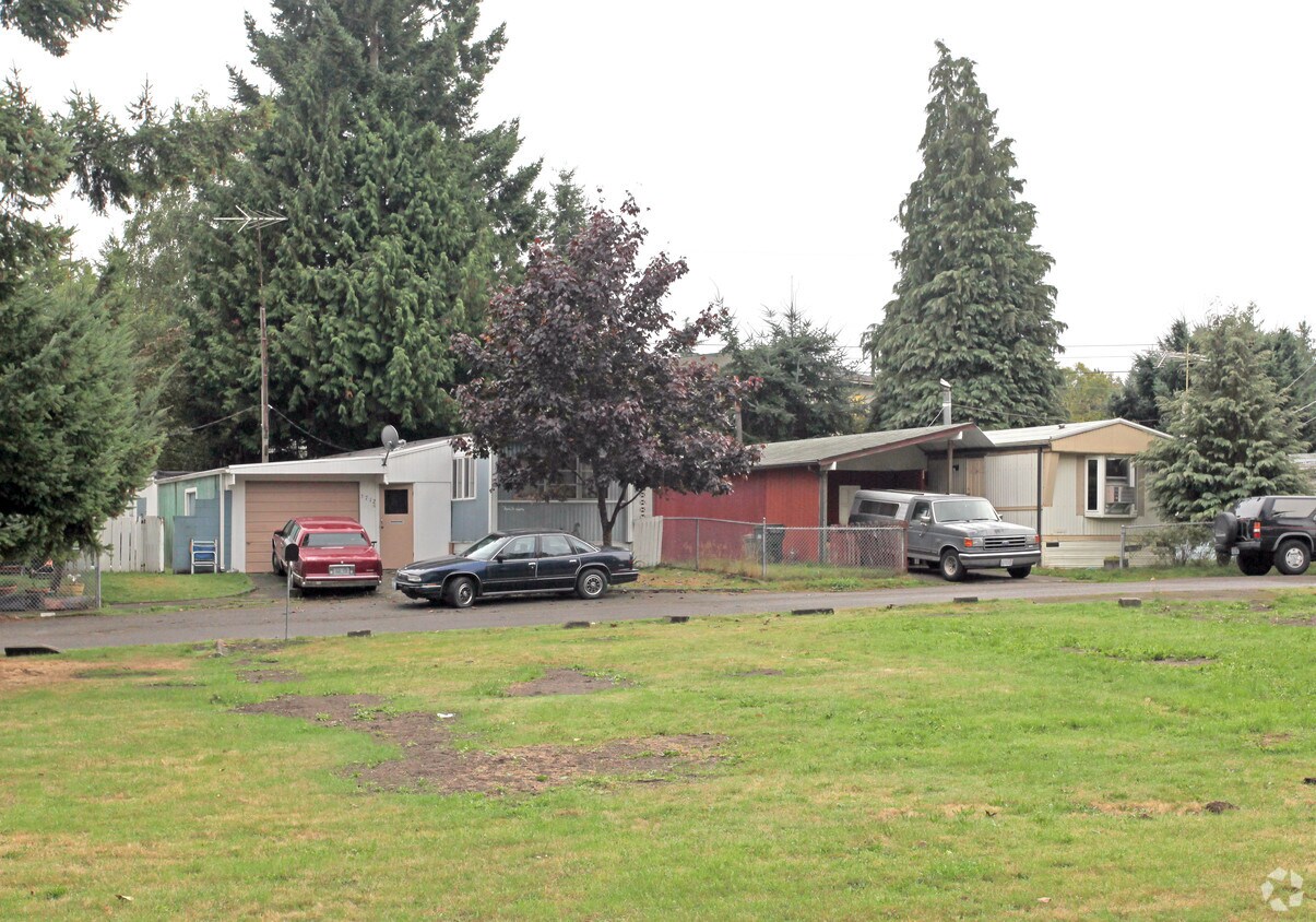 Foto principal - Corey's Trailer Court