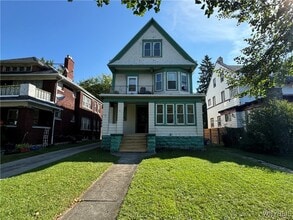Building Photo - 401 Parkside Ave