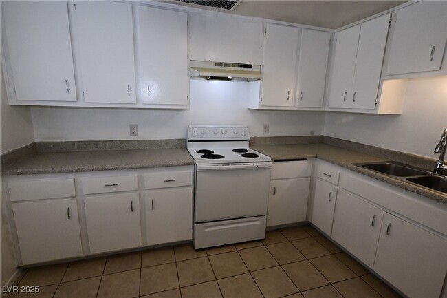 Foto del edificio - 2200 Marlin Ave