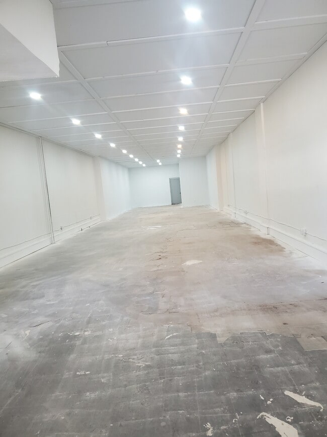 Foto del edificio - 214 S Wewoka Ave