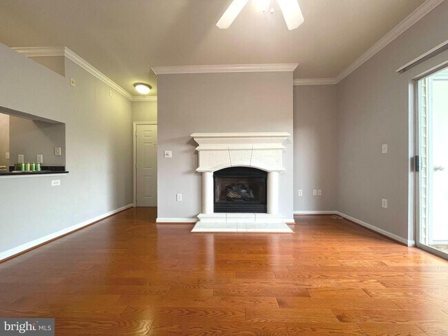 Foto del edificio - 12124 Garden Ridge Ln