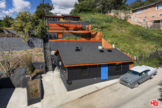 Foto del edificio - 3015 Future Pl